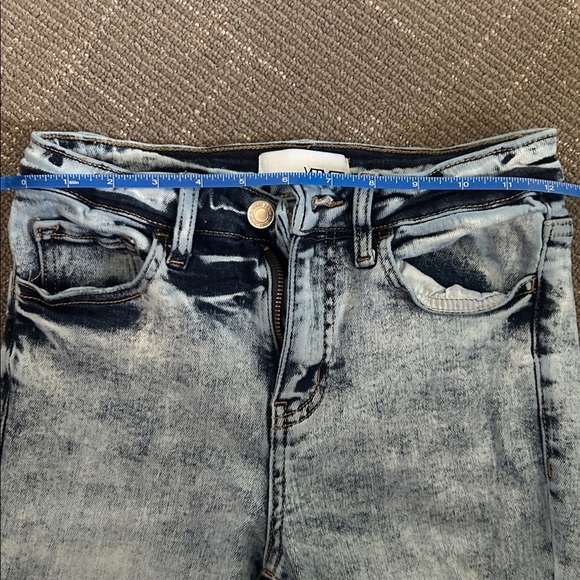 Distressed Blue Denim Jeans - Picture 10 of 13